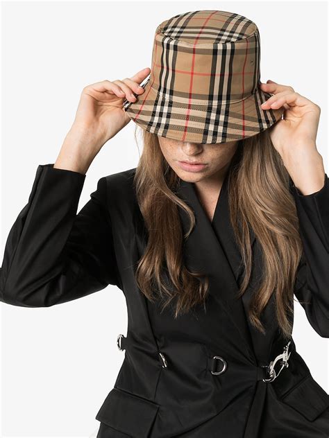 burberry vintage check bucket hat